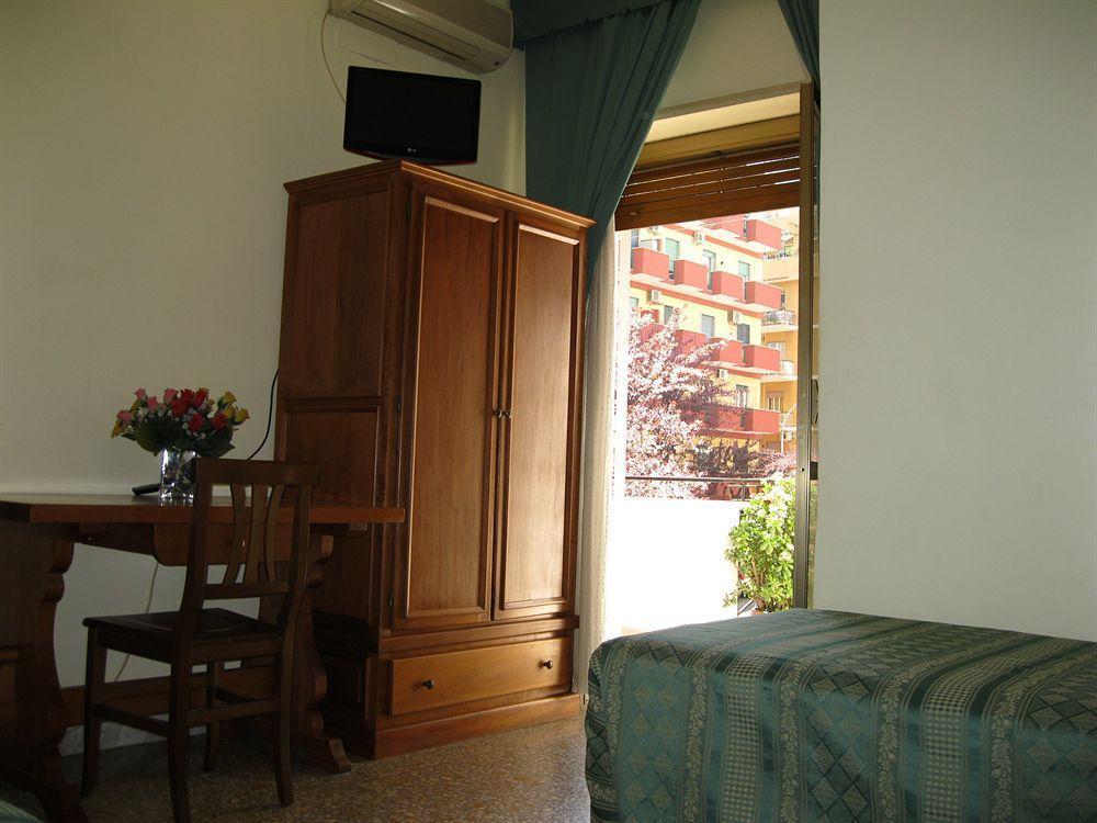 The Condottieri Rooms Rome Extérieur photo